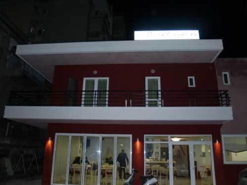 Hotel Peridromos Levádeia Exterior foto